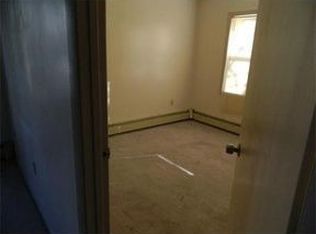 5 E Kendall St APT 1E, Worcester, MA 01605