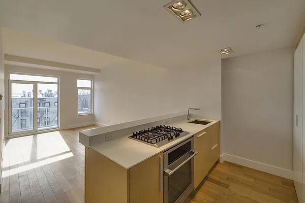 Rented by MNS | media 25