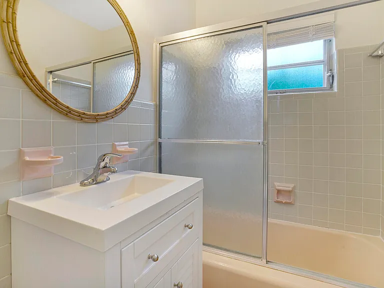 3410 Poinsettia Ave — Photo 13
