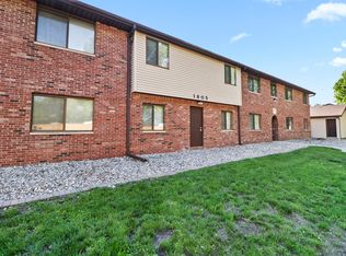 1805 Christopher Cir APT 8, Urbana, IL 61802