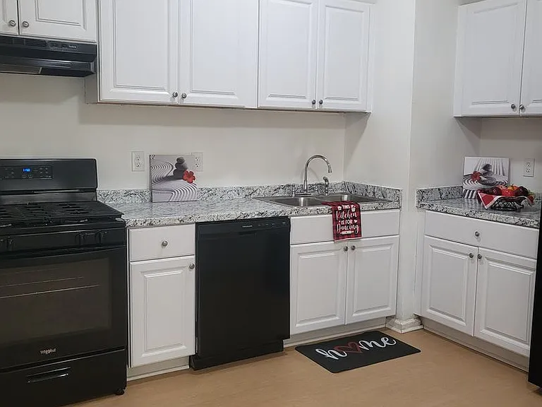 6059 Creekford Dr — Photo 5