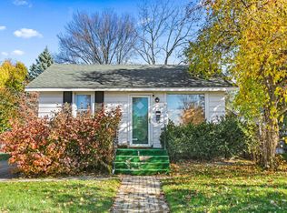 213 N Melrose Ave, Elgin, IL 60123