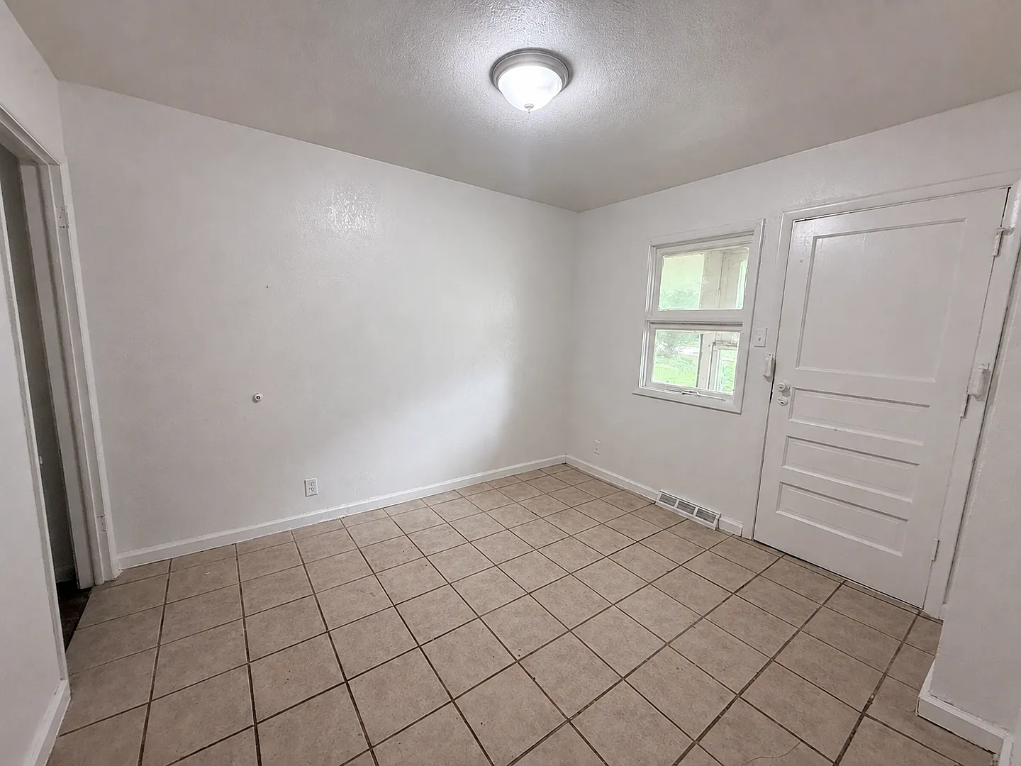 1529 SW Polk — Photo 2