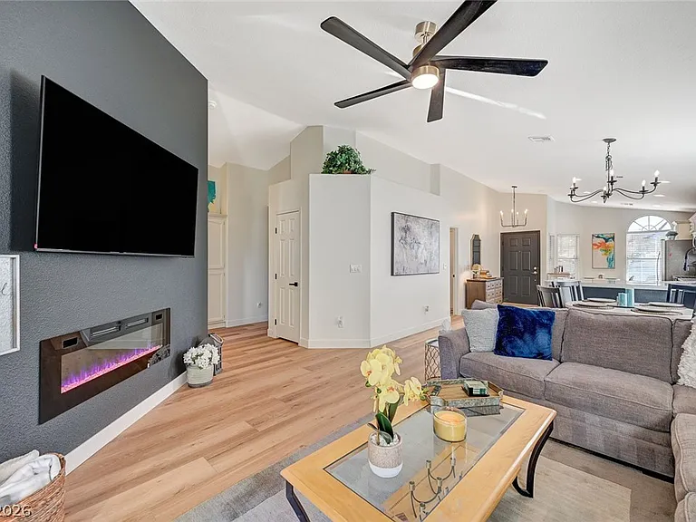 1808 Stablegate Ave — Photo 35