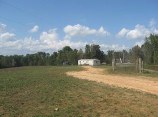 169 Wade Hampton Ln, Decaturville, TN 38329