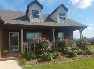 213 Briarcrest Rd, Hazel Green, AL 35750