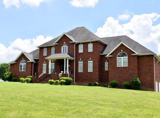 1075 Barry Ln, Gallatin, TN 37066