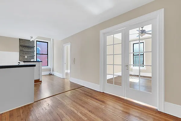 Rented by Cooper & Cooper Real Estate | media 14