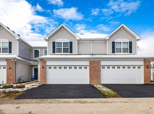 8512 Stillwater Rd, Wonder Lake, IL 60097