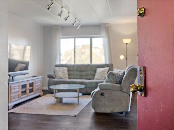 3rd image of 5 Bayard Rd APT 706