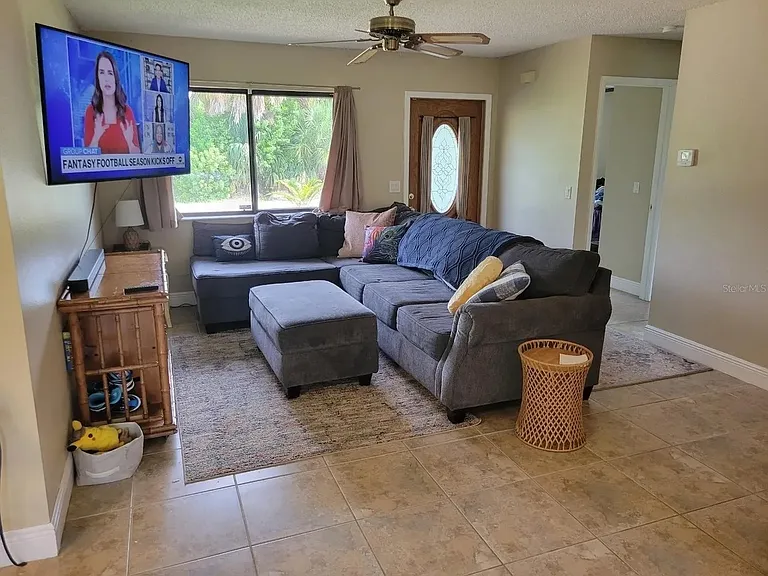 18679 Kerrville Cir — Photo 3
