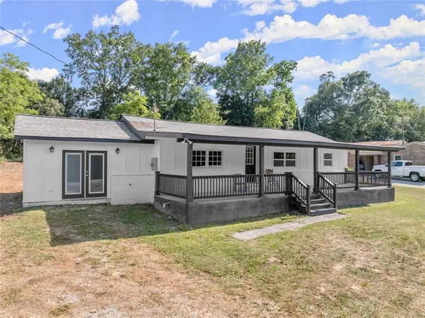6056 Highway 52, Gillsville, GA 30543