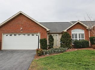 40 Boone Hill Ct, JOHNSON CITY, TN 37615
