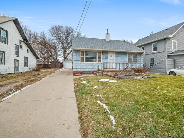 1428 Hull Ave, Des Moines, IA 50316