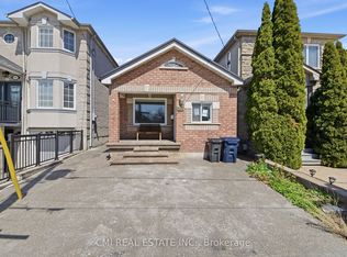 120 Northland Ave, Toronto, ON M6N 2E2