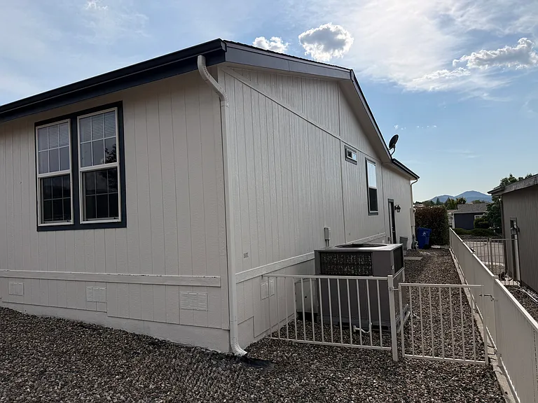 2828 Jerry St — Photo 36