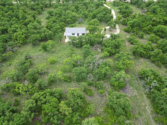 3rd image of 185 Rising Oak Trl