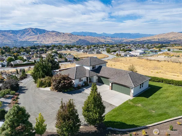 2521 Fancher Field Road, East Wenatchee, WA 98802