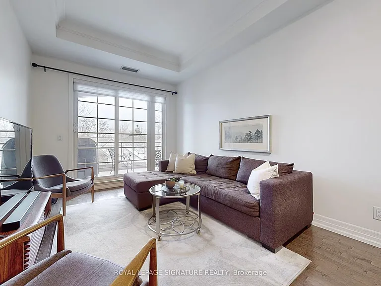 21 Burkebrook Pl #324 — Photo 2