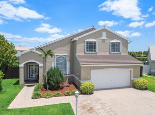 16263 SW 76th St, Miami, FL 33193