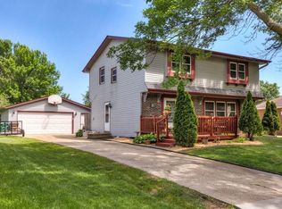 109 13th Ave NW, Altoona, IA 50009