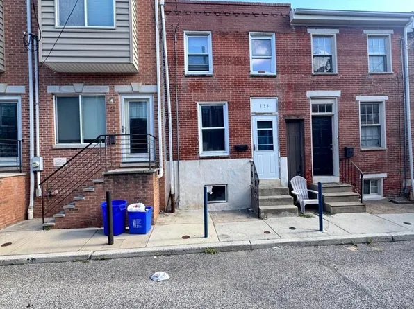 135 Wilder St, Philadelphia, PA 19147