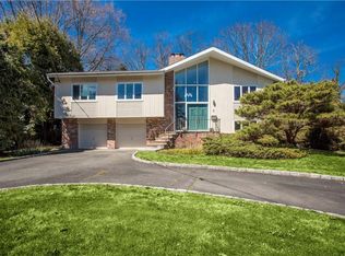 6 Woodbine Ave, Larchmont, NY 10538