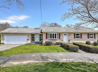 143 Sharps Lot Rd, Swansea, MA 02777