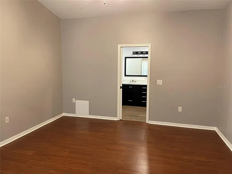 10456 Crestfield Dr — Photo 11