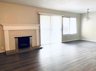 12626 NE 118th St APT 2, Kirkland, WA 98034