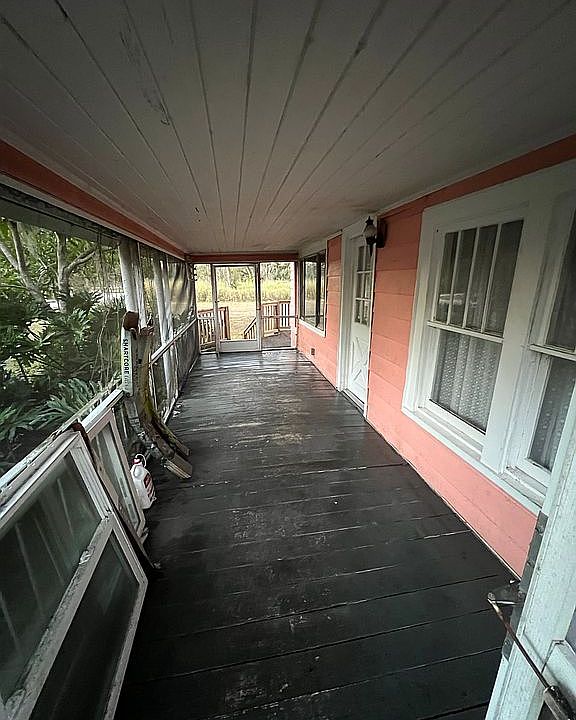 2nd image of 89 Calhoun St