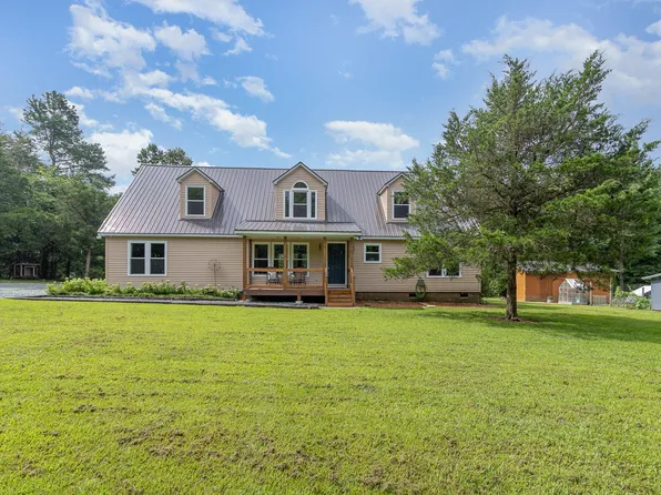 6210 Karyns Dead End Rd, Efland, NC 27243