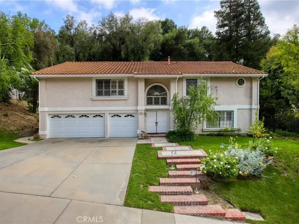 22354 Dardenne St, Calabasas, CA 91302