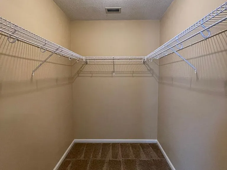 2804 Partridge Ln — Photo 18