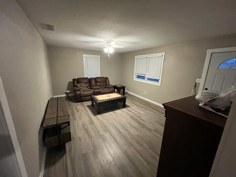 606 Walnut Cir — Photo 11