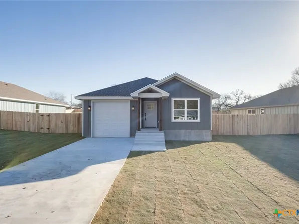 1208 Mill St, Gatesville, TX 76528