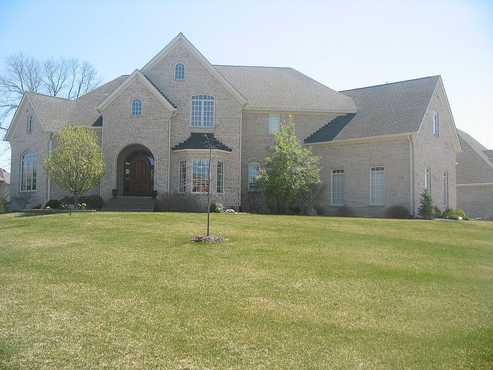 Gorgeous Home in Buckhorn Estates!