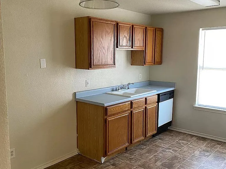607 W Church Ave #1 — Photo 9