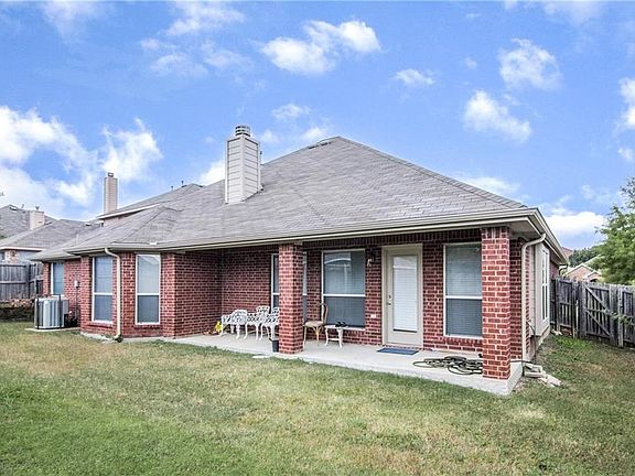 3rd image of 4612 Bonnywood Dr