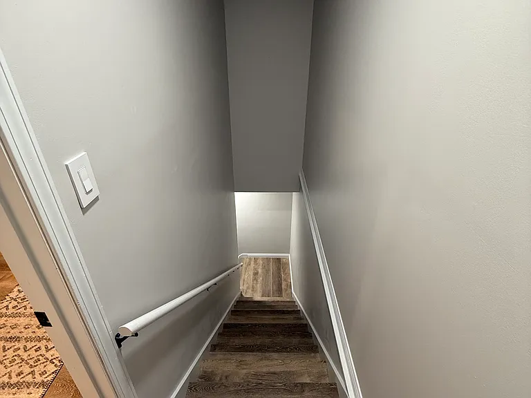 1011 Greystone Cir — Photo 46