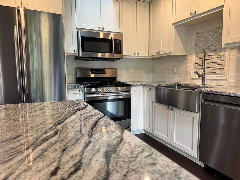 13241 Webster Ave — Photo 6