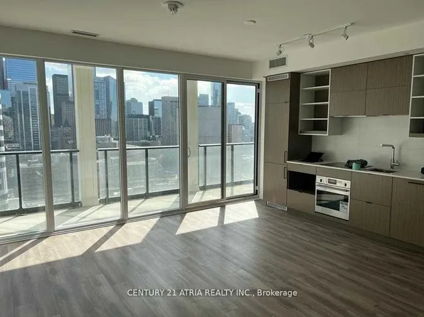 20 Edward St #2310, Toronto, ON M5G 0C5