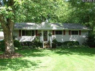 9383 N Bedford Rd, Macedonia, OH 44056