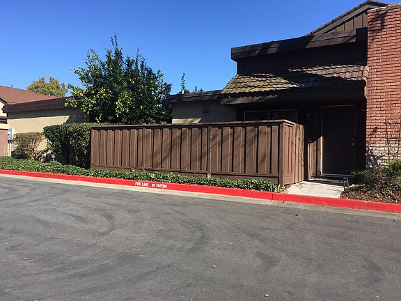 3rd image of 866 Beaver Creek Way #1