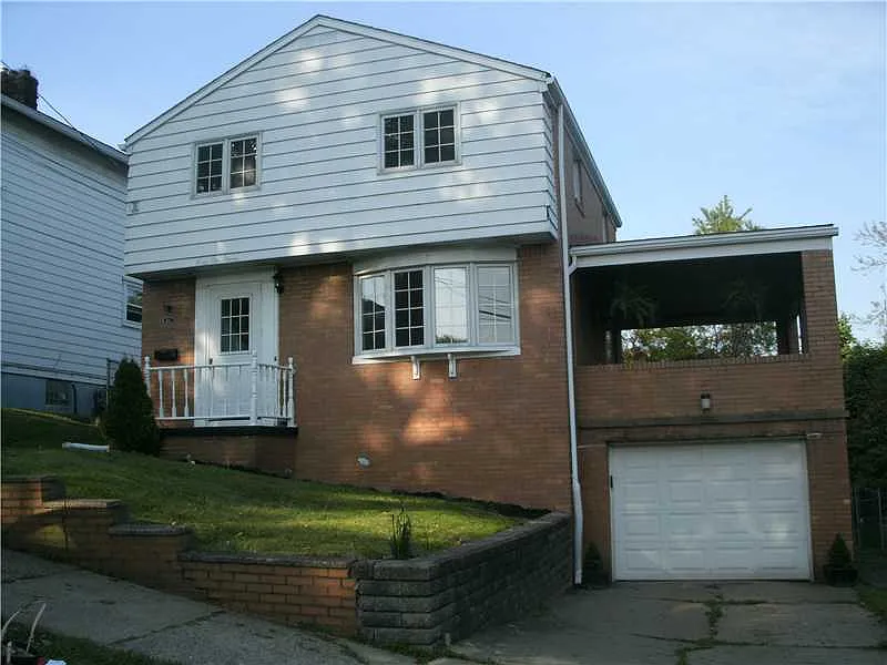 4111 Superior St photo 1