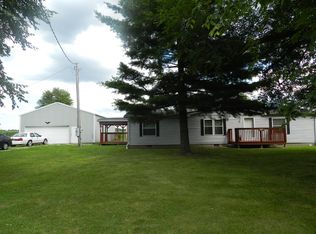 6007 S Benham Rd, Versailles, IN 47042