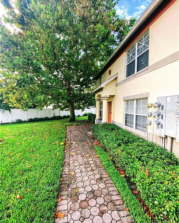 1st image of 202 Coquina Bay Dr