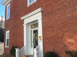 2 Milk St, Newburyport, MA 01950