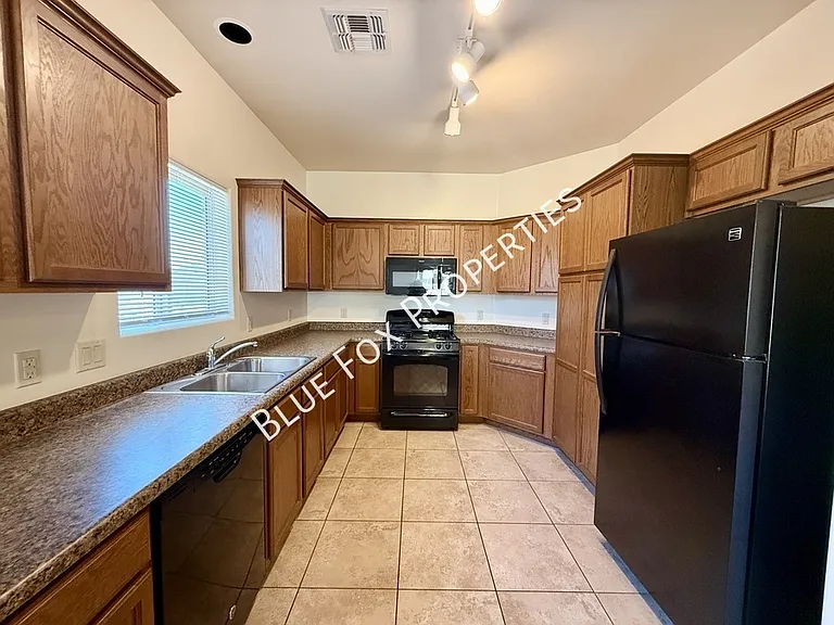 6658 S Stone Fly Dr — Photo 8