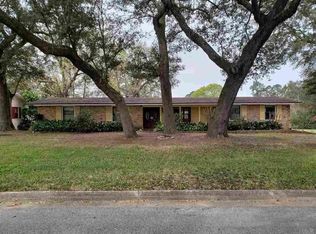 8819 Burning Tree Rd, Pensacola, FL 32514
